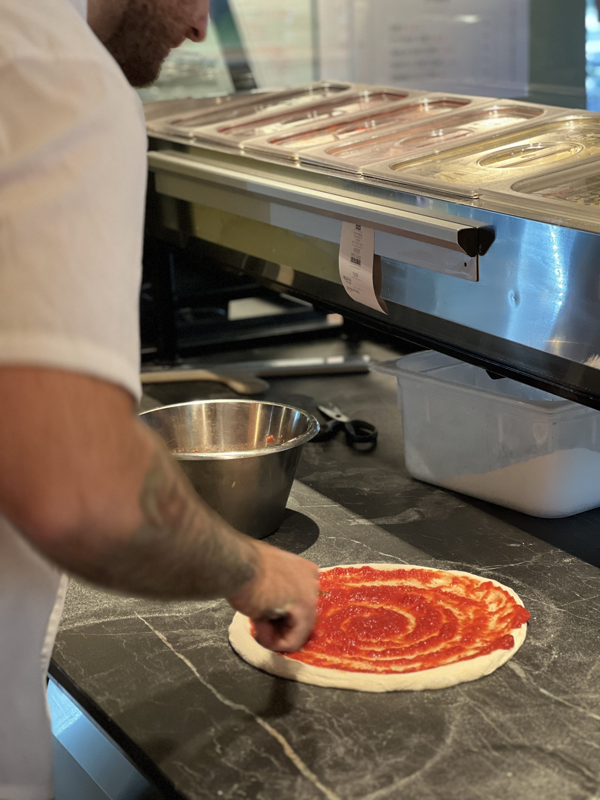 Pizzasaus - Rå tomatsaus fra boks - slik får du den rene smaken PizzaPizza